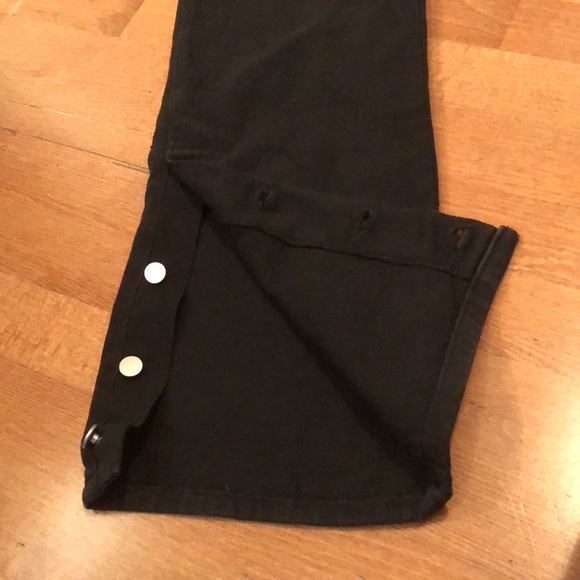 Statement Jeans - Picture 9 of 9